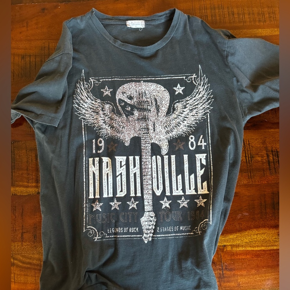 Altar'd State NASHVILLE TEE